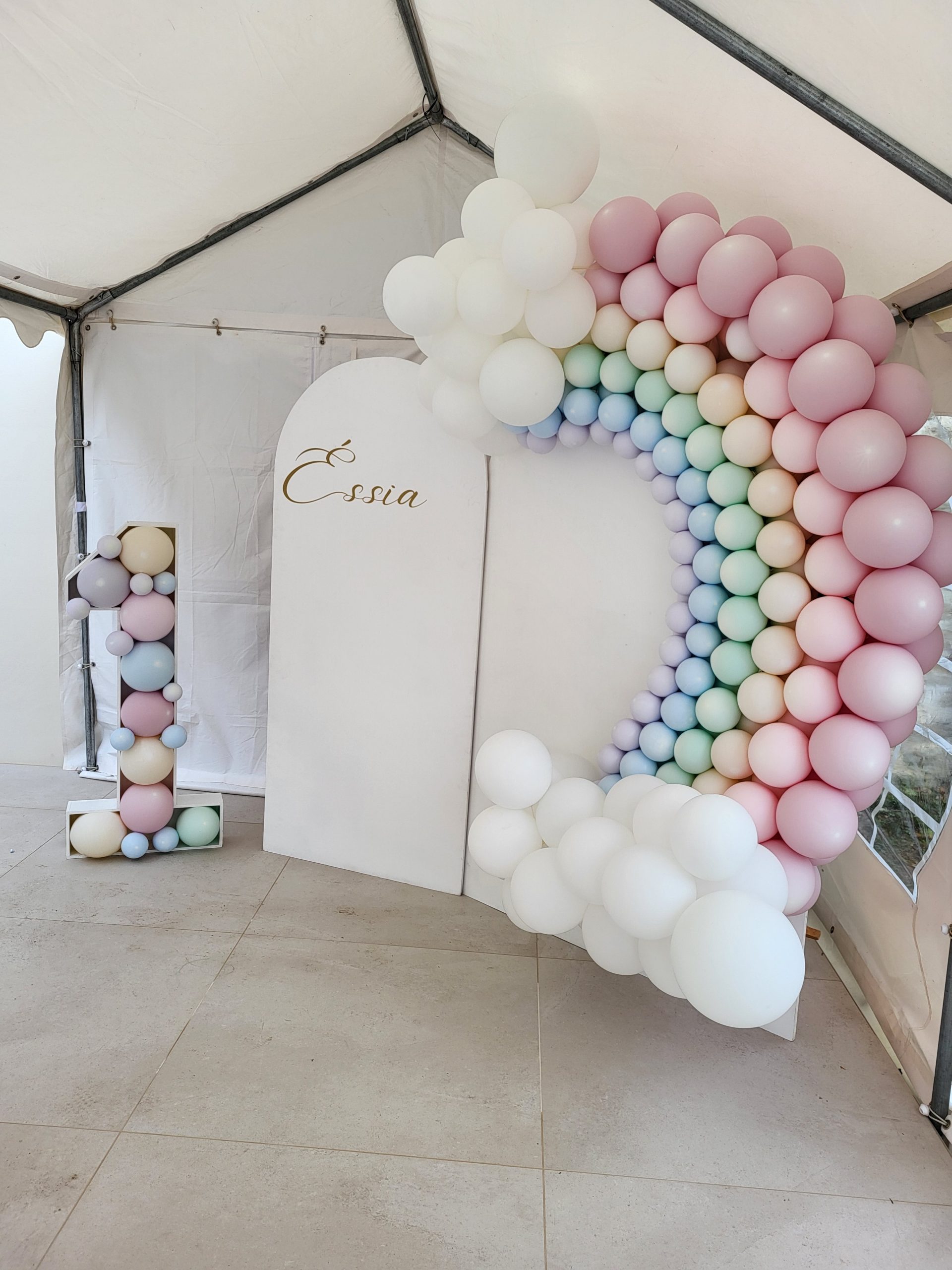 Décoration en ballons pastel Bretagne
